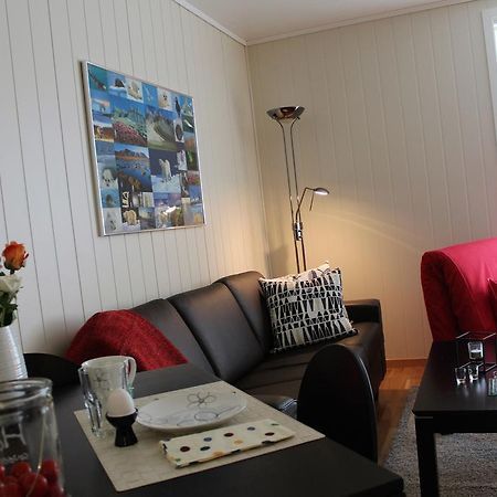 Svalbard Apartment ลองเยียร์เบียน ภายนอก รูปภาพ