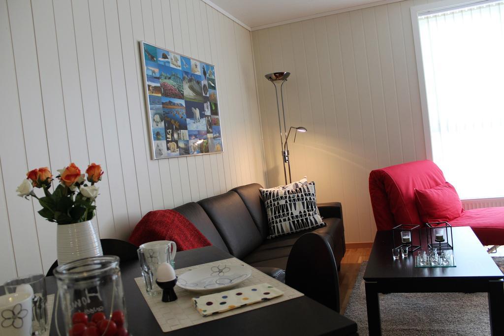 Svalbard Apartment ลองเยียร์เบียน ภายนอก รูปภาพ