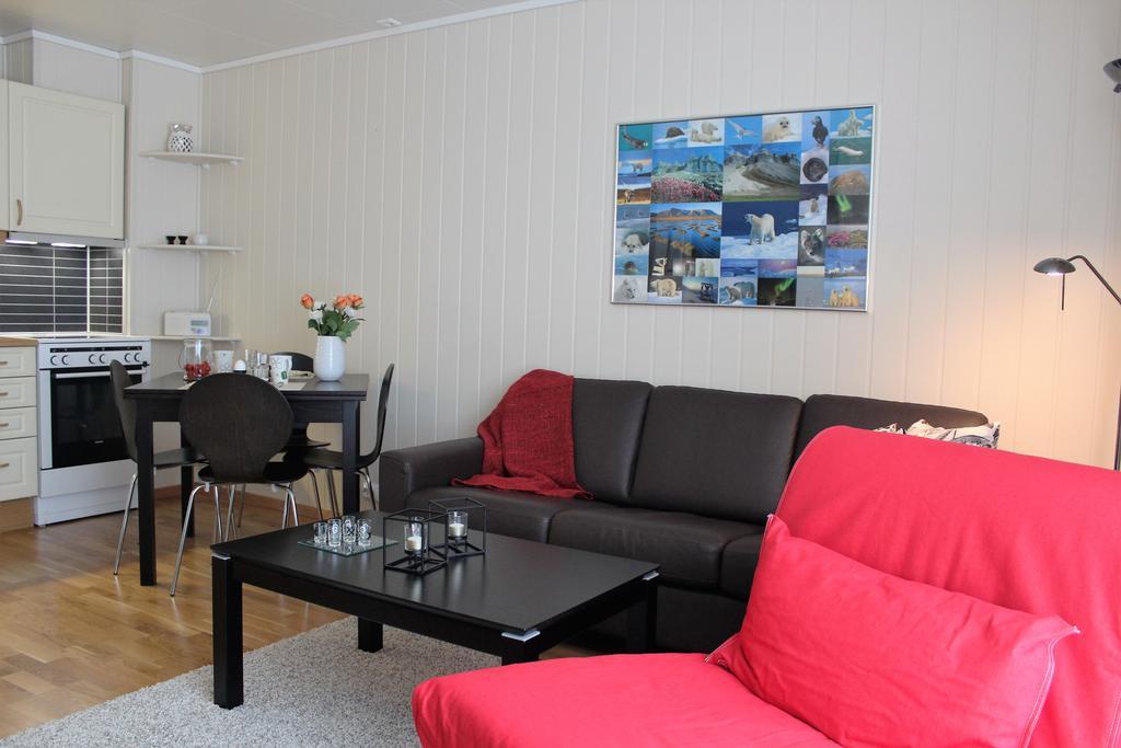 Svalbard Apartment ลองเยียร์เบียน ภายนอก รูปภาพ